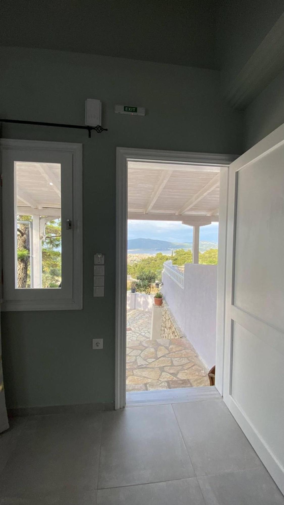 Eris Villa - Amazing View In Lefkada Frinion Exterior photo